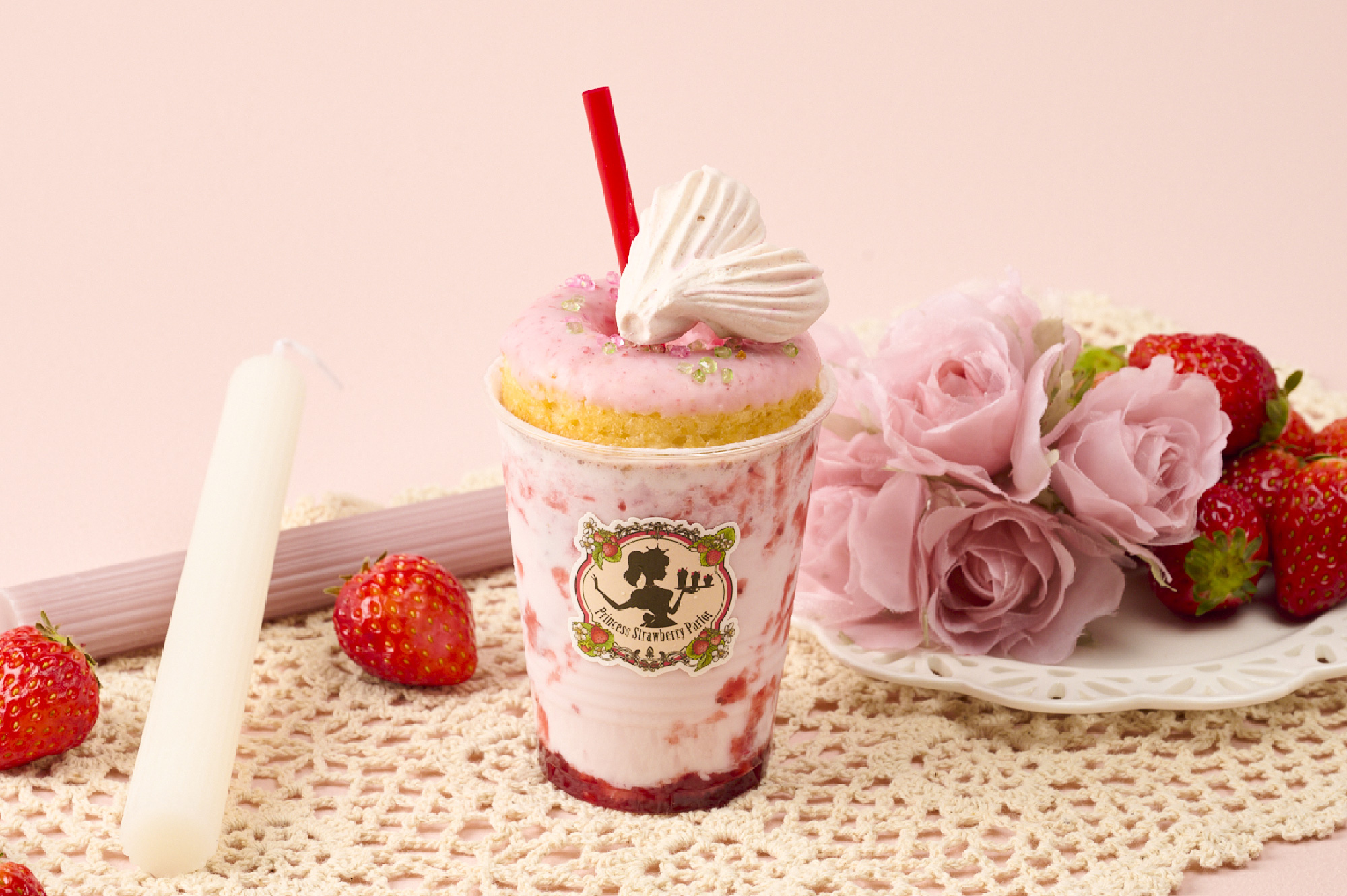 プリンセスないちごスイーツを販売するキッチンカー「プリンセス